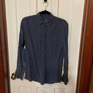 J. Crew Irish Linen Size M Button Down Shirt